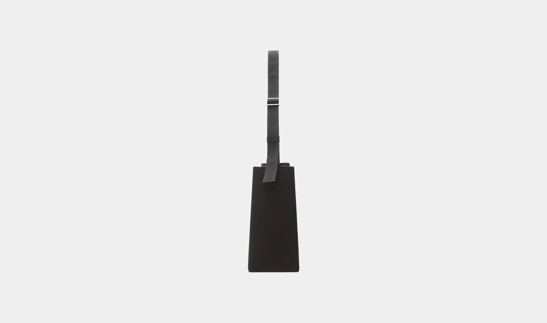 CLAROR TOTE BAG - Image 10