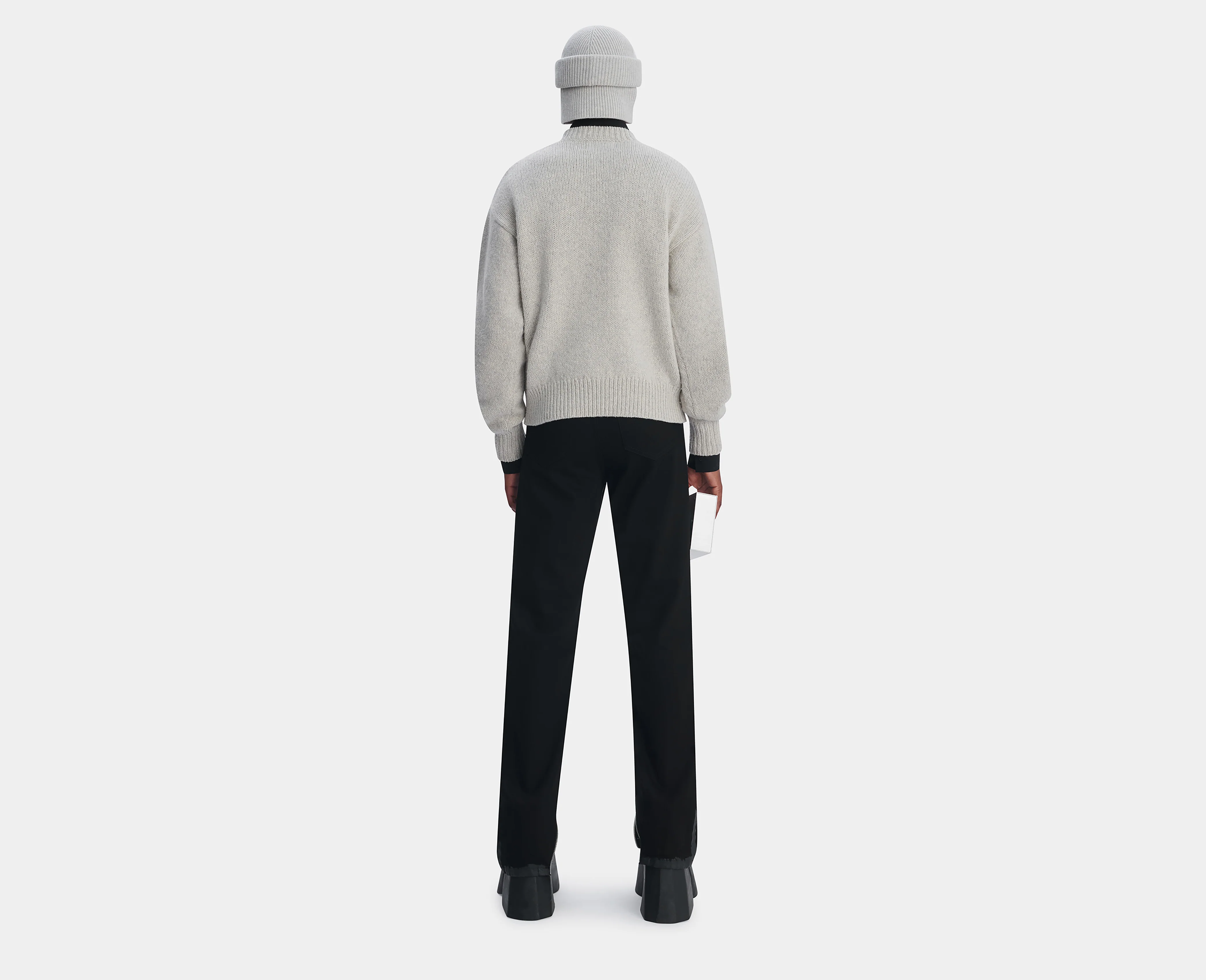SERENE CREWNECK - Image 3