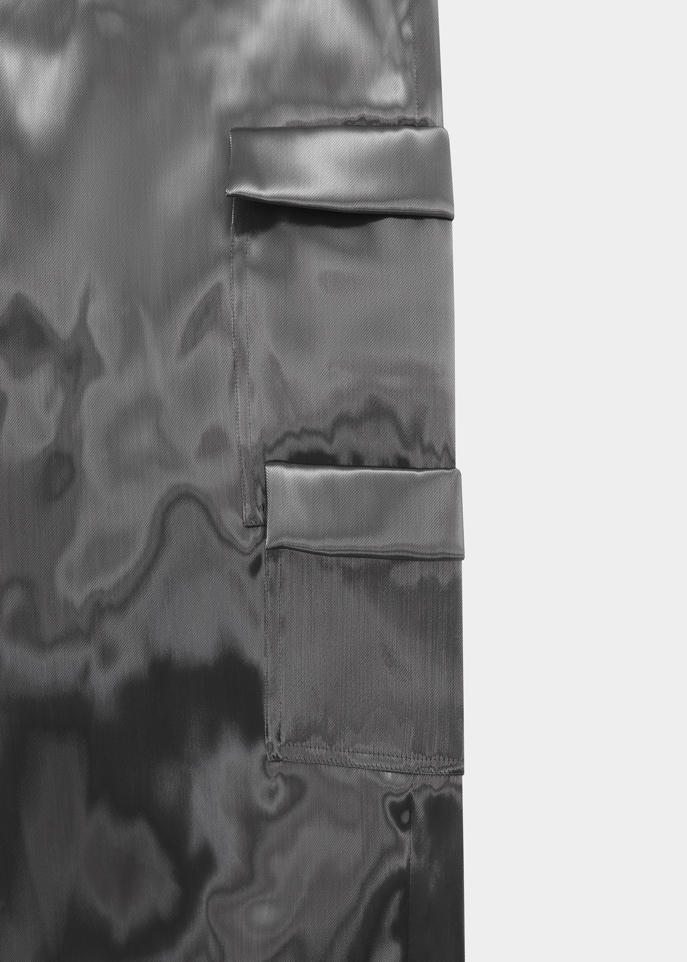 LIQUID METAL CARGO - Image 6