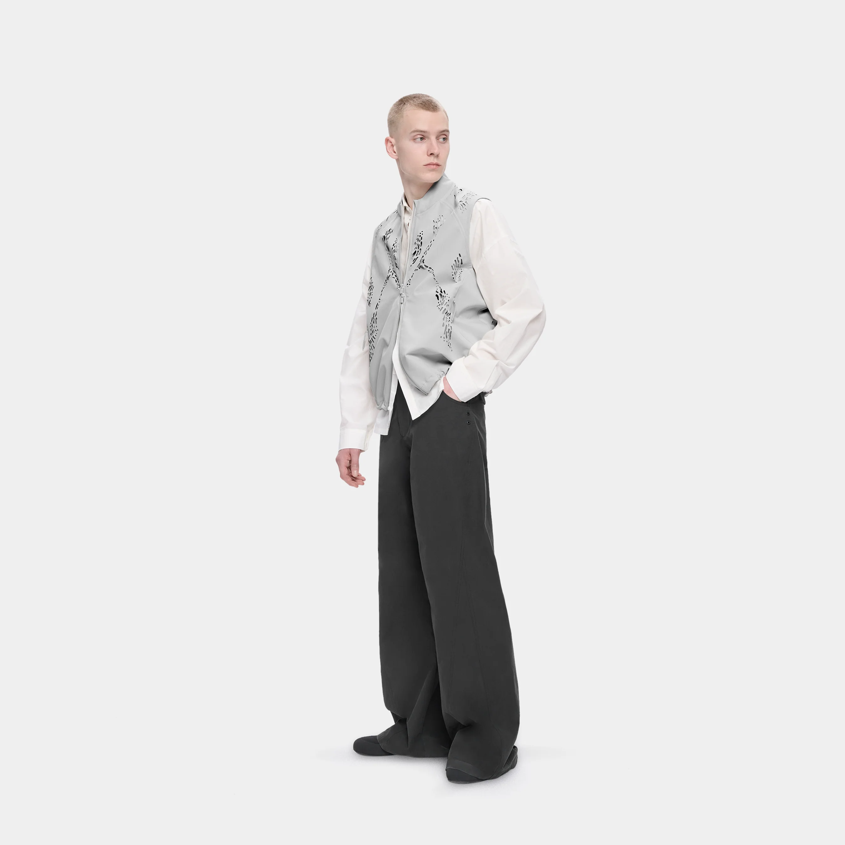 ROAN VEST - Image 4
