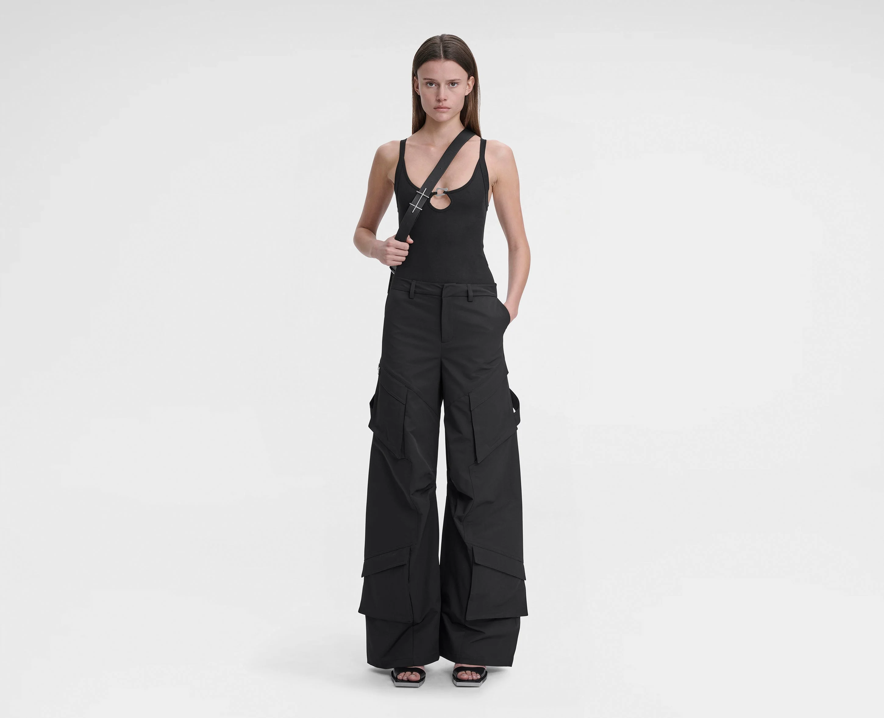 LIGHT CELLULAE CARGO TROUSERS - Image 5